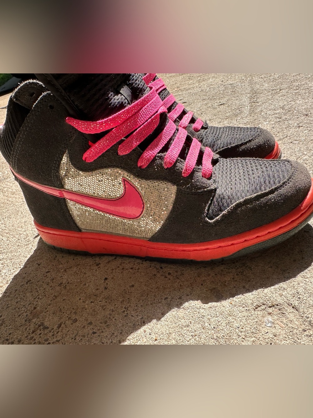 Nike Women’s Black Sneakers with Pink Accents and Sparkle